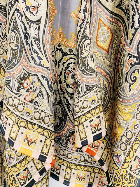 ROYALTY KIMONO