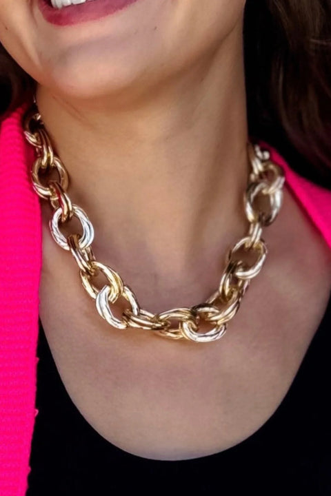 Mia Chain Link Necklace