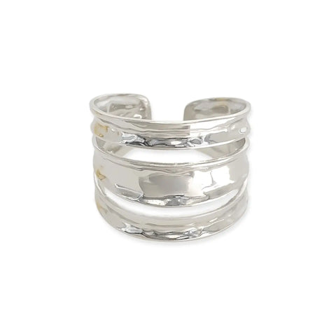 GOLD OR SILVER RING ( THREE RINGS)