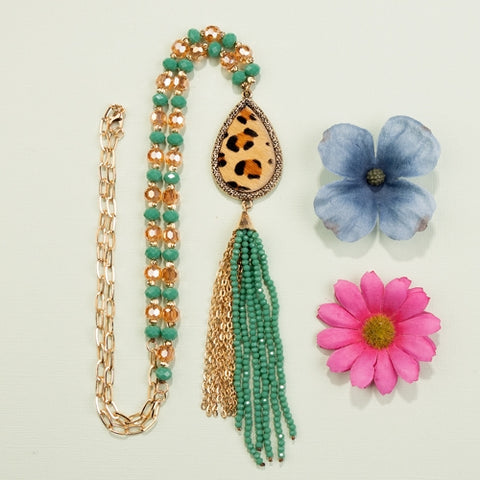 Cheetah Disk Green Glass Bead Necklace